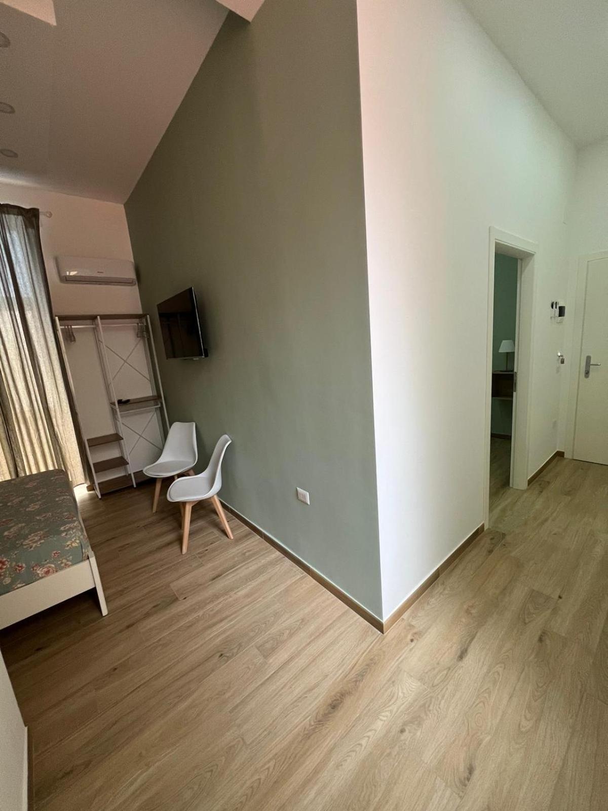 Vpm Rooms Central Train Station Naples Exterior photo